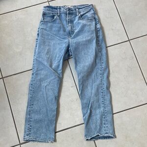 Abercrombie & Fitch Ankle Straight Ultra Curve Love High Rise Jeans